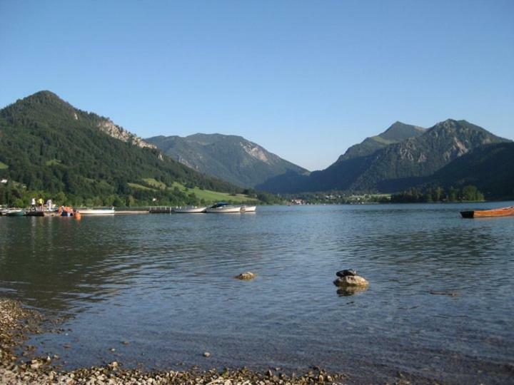 Wohnung Edelweiss - Wohnen Auf Zeit - Homeoffice - Nah Am See - Buchbar Ab 28 Naechte Schliersee Zewnętrze zdjęcie